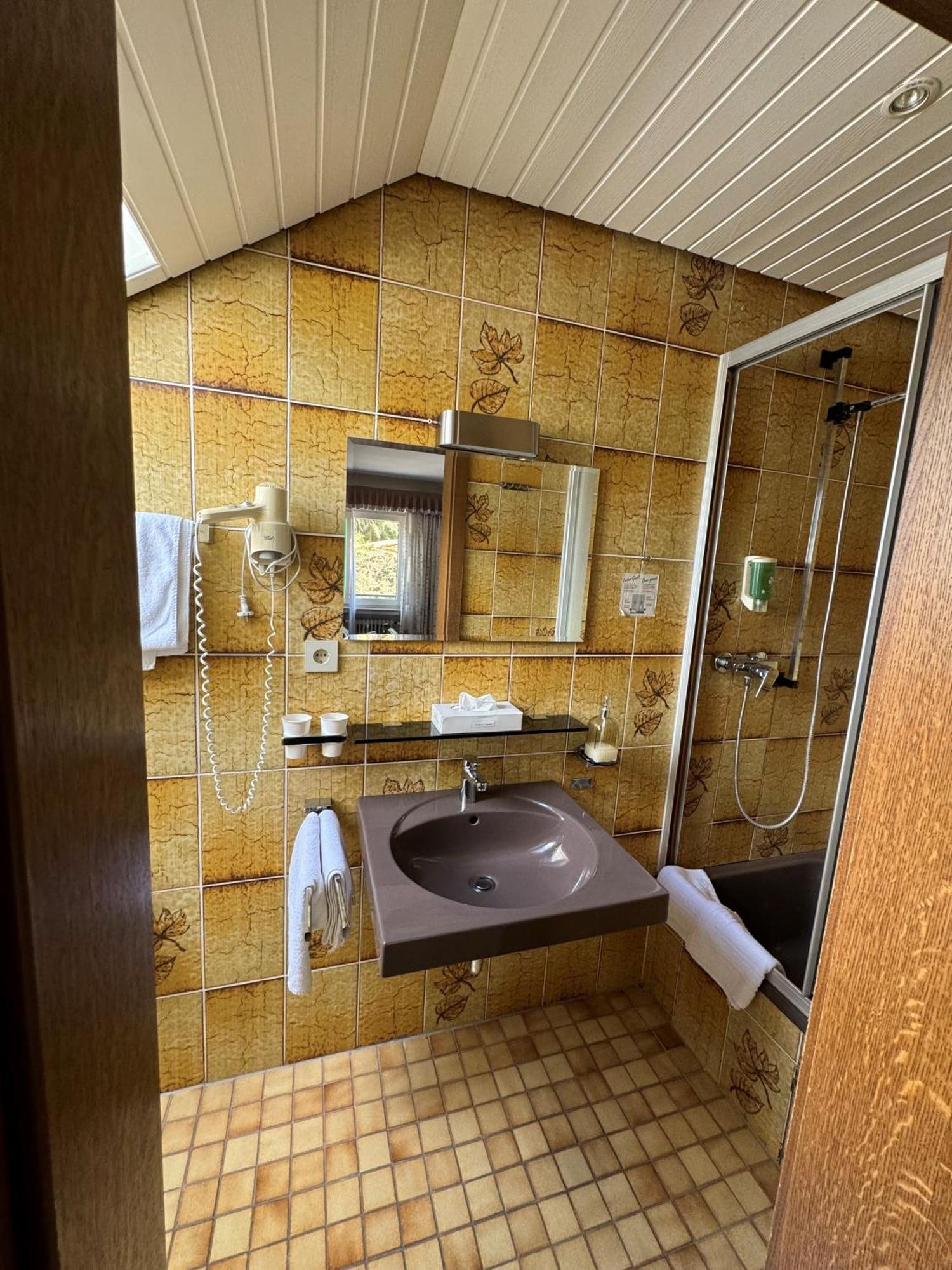 Hotel Zur Muehle イーザーローン エクステリア 写真