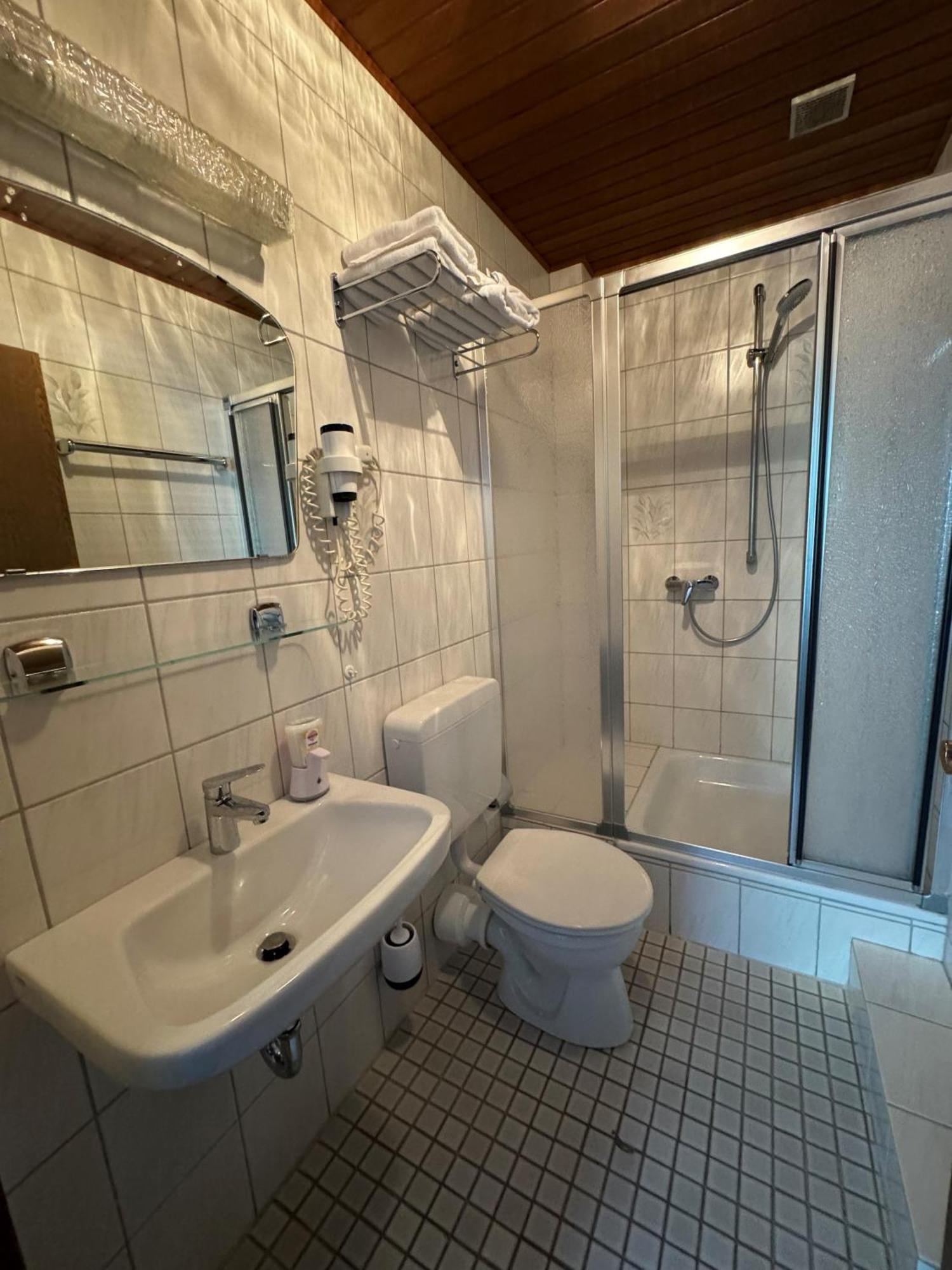 Hotel Zur Muehle イーザーローン 部屋 写真